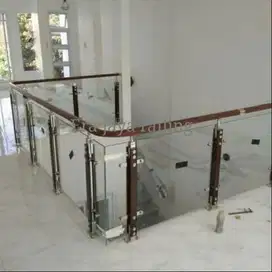 KACA TEMPERED TANGGA DAN BALKON KACA KAMAR MANDI