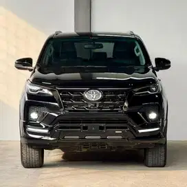 Fortuner Vrz 2.4 GR Matic 2021 hitam 2022