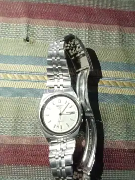 Jam Tangan Seiko 5 Automatic
