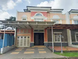 Rumah Menaggio Village Il Lago Paramount Gading Serpong 3KT