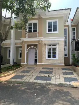 DIJUAL CEPAT RUMAH DI CLUSTER TRIMEZI GADING SERPONG