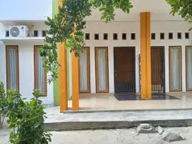 Disewakan Rumah Murah,Asri, Nyaman, Aman dan Strategis Banget