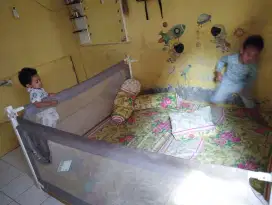 Bedrail kasur merk GOL