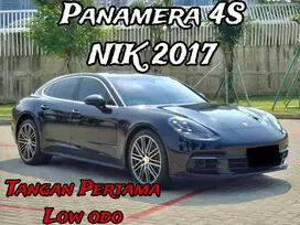 Low ODO / Porsche Panamera 4S 4 S 2017