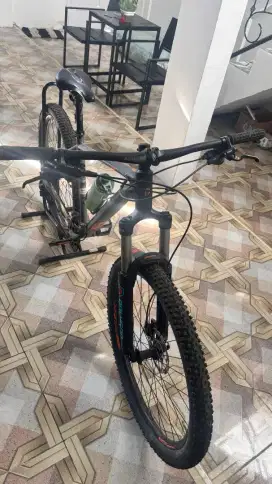 Sepeda Polygon Strada 6