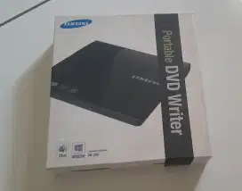 Samsung Portable DVD Writer SE - 208 - Bekas Rasa Baru