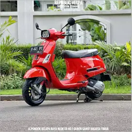 PIAGGIO VESPA S 125 IGET LED Tahun 2022 WARNA ORANGE TRAMONTO PERFECT