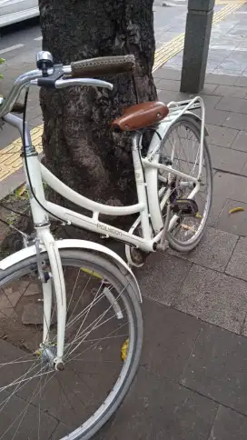 Sepeda poligon Serra costen.
