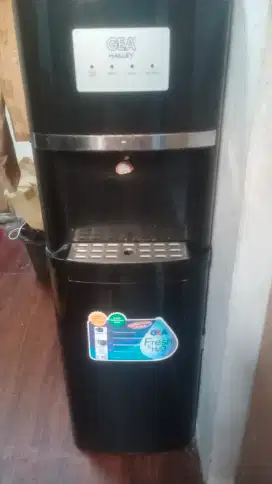 Jual Dispenser kondisi 95%