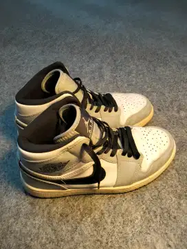 Nike air Jordan 1 mid