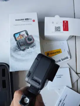 action camera insta 360 Ace Pro