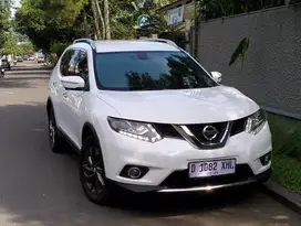 nissan xtrail 2.5 at matic 2015 putih mulus bandung