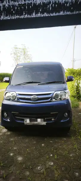Daihatsu Luxio 2009 Bensin