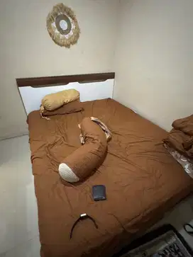 Informa set kamar tempat tidur lemari dipan kaca rias brown wallnut