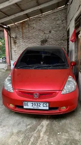 HONDA JAZZ tahun 2005