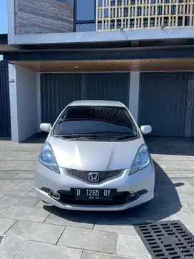 Honda jazz rs gen 8 2010 A/T