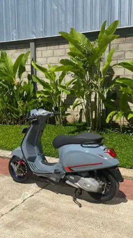 Jual vespa sprint 150 abs iget