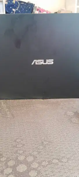 Laptop ASUS E410K