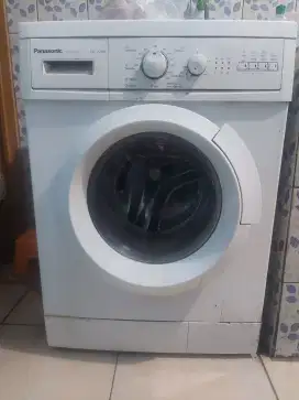 Masin Cuci   front loading  Panasonic  Na 127ves
