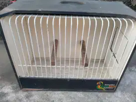 Bok Lovebird bekas