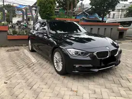 BMW 320i 2015 Bensin