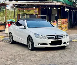Mercedes Benz E250 Convertible Cabriolet Nik 2011 Low Km