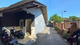 Dikontrakkan rumah 600 meter barat UMY