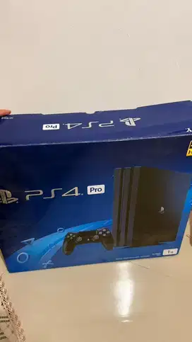 DI JUAL PS 4 PRO