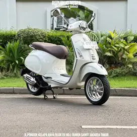 PIAGGIO VESPA PRIMAVERA 150 IGET ABS LED Tahun 2019 WARNA PUTIH