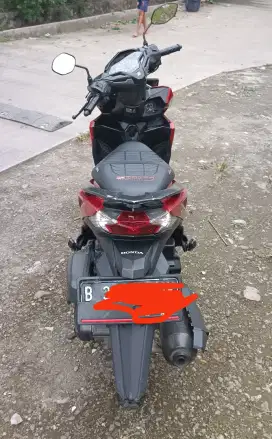 Di jual motor Vario 125 tahun 2015