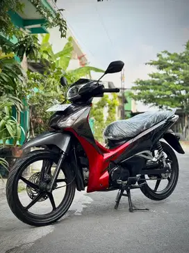 Supra X 125 Helm in Fuel Injection