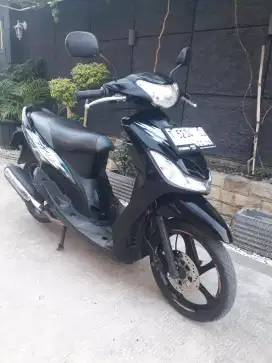 Yamaha mio 2009warna hitam