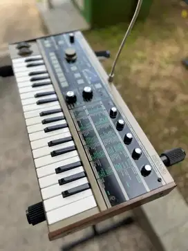 Synthesizer Korg Microkorg MK1 Fullset Like New