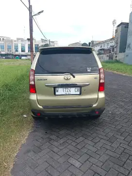 Avanza G Mt 2004