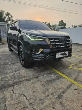 Dijual fortuner 2,4 GR sport thn 2021