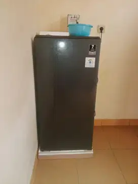 Kulkas Aqua 1 Pintu, Masih Mulus – Bekasi Kota