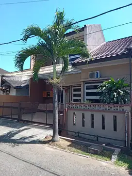 JUAL RUMAH DI MARGAHAYU BELAKANG METRO INDAH MALL MURAH