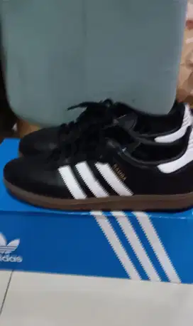 Sepatu adidas samba OG