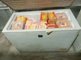 DIJUAL FREEZER MERK SHARP KAPASITAS 330 LITER