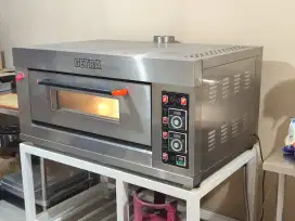 Oven Gas Listrik 1 Deck 2 Tray Getra RFL 11 SS + KAKI + LOYANG+SILPAT