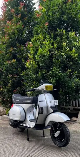 Vespa Excel 150 cc Thn 2001