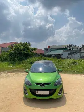 Mazda 2 2010 Bensin