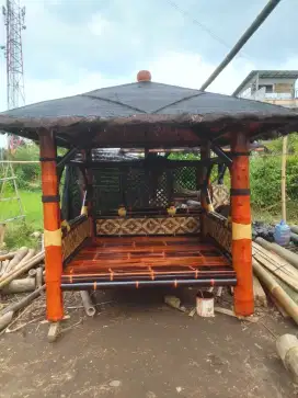Gazebo bambu kota batu