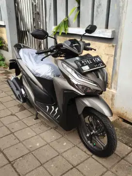 Bissmillah dijual motor Honda Vario LED new 150cc 2021