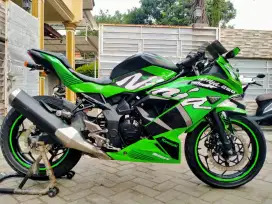 Kawasaki Ninja 250 lengkap mesin segel sehat keterangan detail dibawah