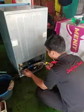 Perbaikan ac bocor,ac netes,bongkar pasang ac,kulkas,pompa air