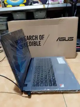 Laptop slim amd a4 setara i3 gen 7 ssd