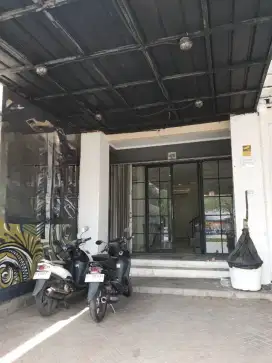 Murah banget, Ruko boulevard 3 Lantai sudah SHM di Taman Galaxy