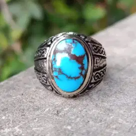 Pirus Mesir Urat Merah