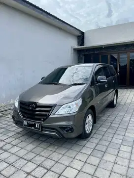 Kijang innova 2014 G Diesel MT